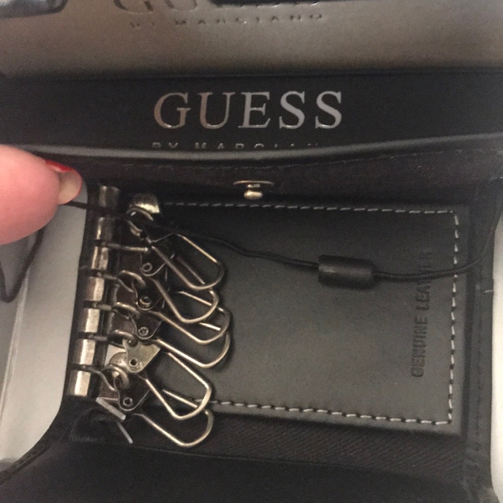 Key case - Picture 2 of 2